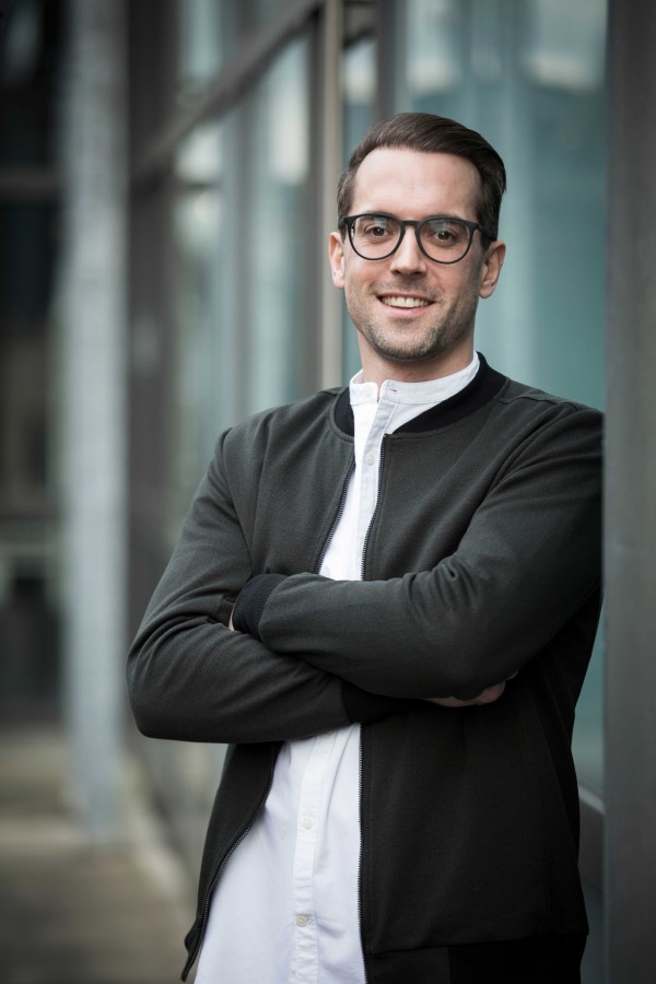 BUSINESS PORTRAIT
